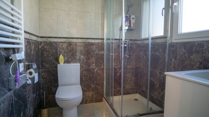 Image No.26-3 Bed Villa for sale