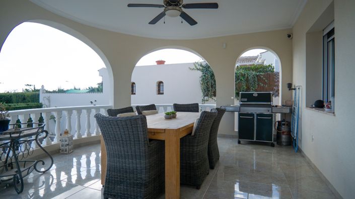 Image No.4-3 Bed Villa for sale