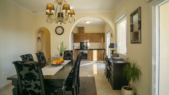 Image No.9-3 Bed Villa for sale