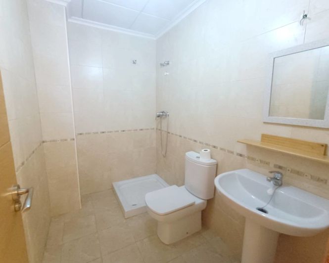 Image No.15-2 Bed Property for sale