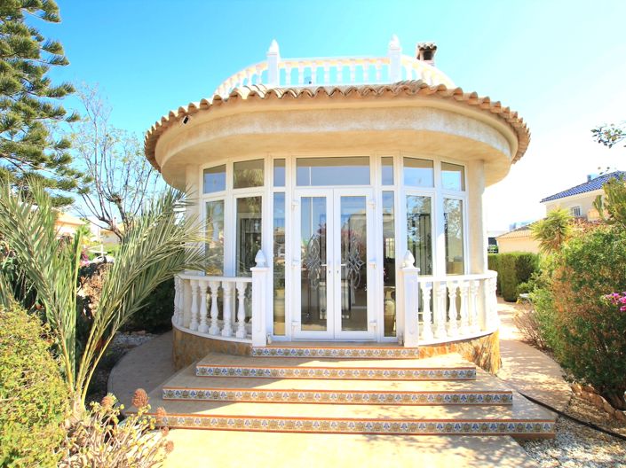 Image No.3-2 Bed Villa for sale