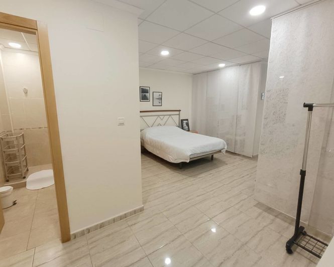 Image No.22-3 Bed Property for sale