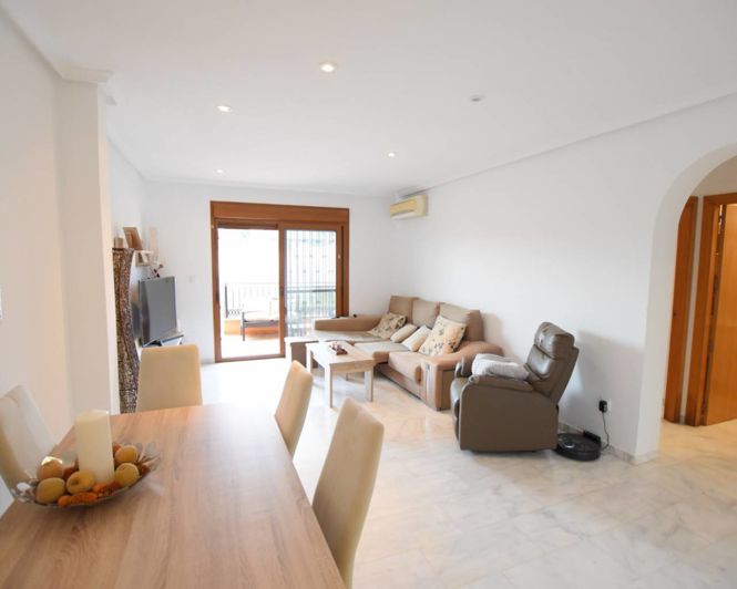 Image No.8-3 Bed Townhouse for sale