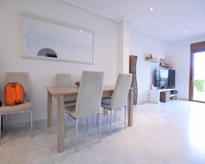 Image No.9-3 Bed Townhouse for sale