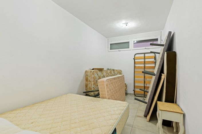 Image No.33-5 Bed Villa for sale