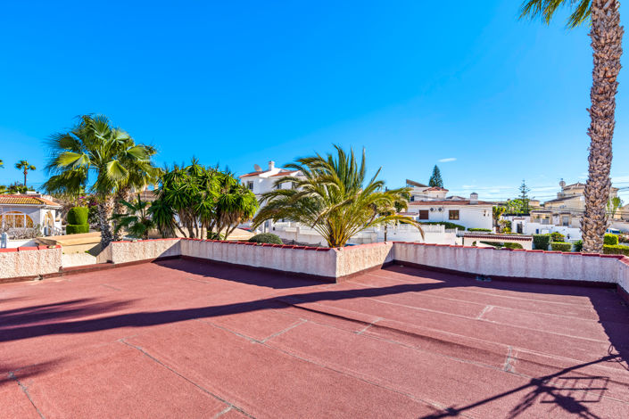 Image No.36-5 Bed Villa for sale