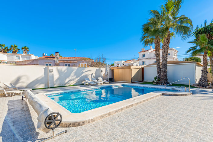 Image No.41-5 Bed Villa for sale