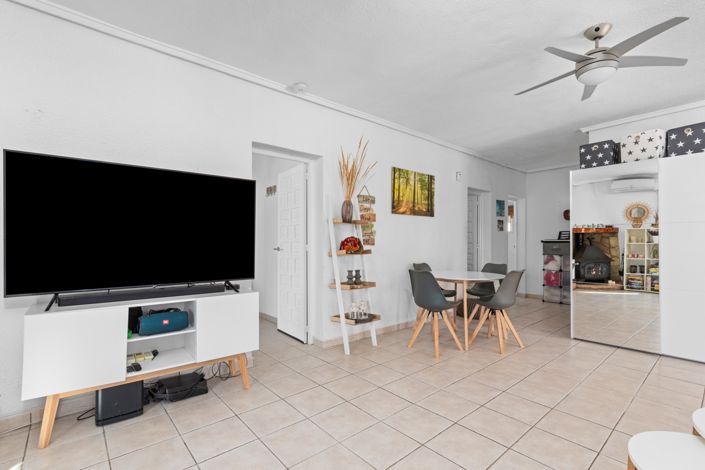 Image No.8-5 Bed Villa for sale