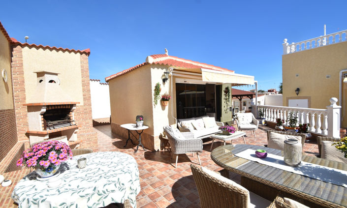 Image No.24-4 Bed Villa for sale