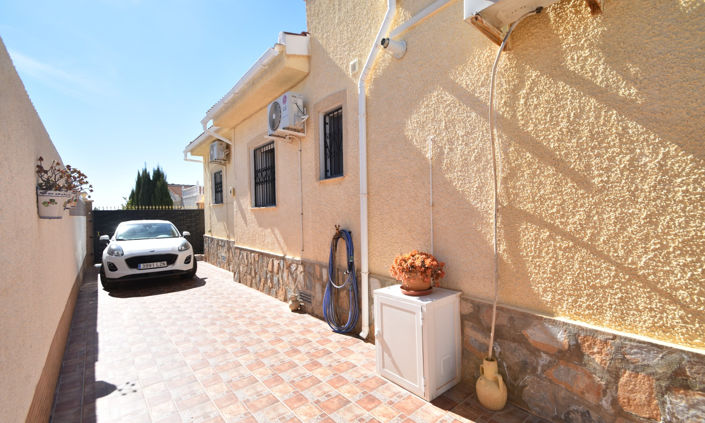 Image No.32-4 Bed Villa for sale