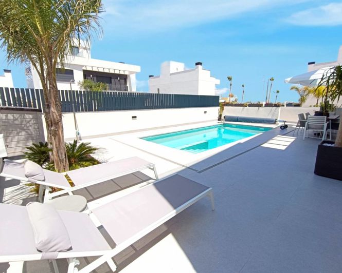 Image No.38-3 Bed Villa for sale