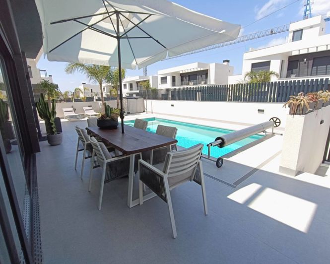 Image No.39-3 Bed Villa for sale