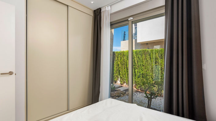 Image No.24-3 Bed Villa for sale