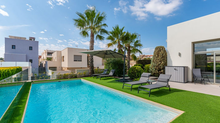 Image No.35-3 Bed Villa for sale