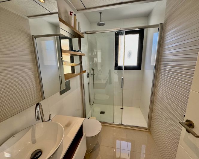 Image No.17-3 Bed Villa for sale