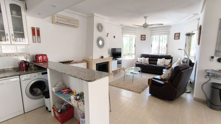 Image No.6-3 Bed Villa for sale