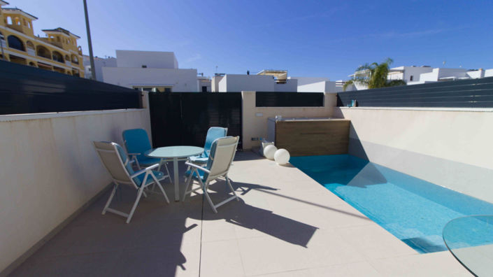 Image No.58-3 Bed Villa for sale