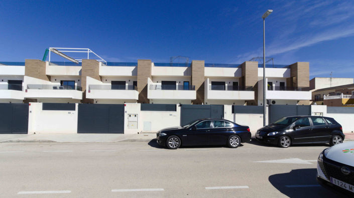 Image No.64-3 Bed Villa for sale