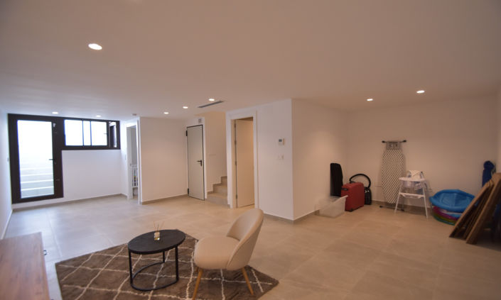 Image No.26-4 Bed Villa for sale