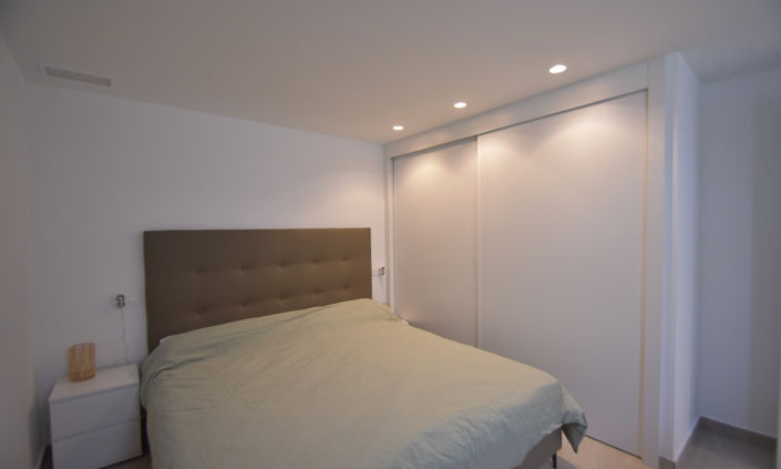 Image No.28-4 Bed Villa for sale