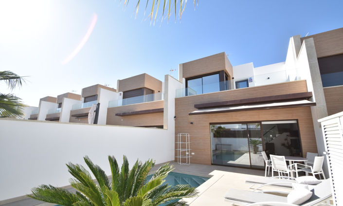 Image No.37-4 Bed Villa for sale