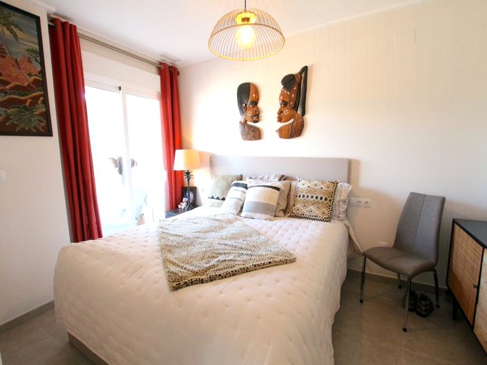 Image No.12-2 Bed Apartment for sale