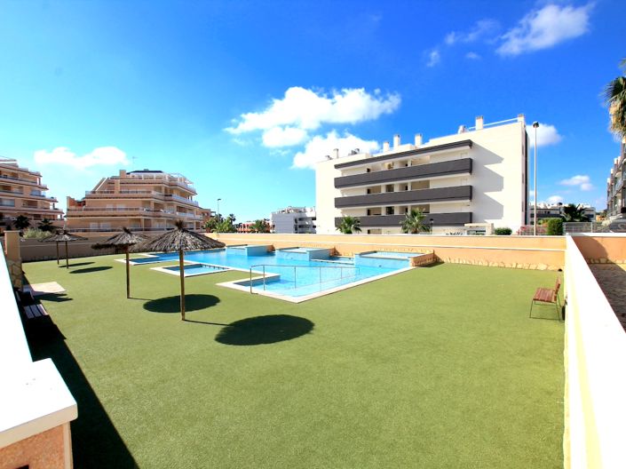 Image No.29-2 Bed Apartment for sale