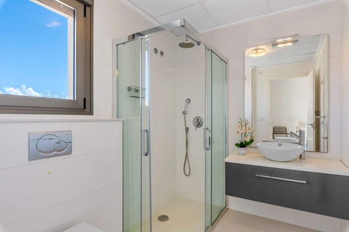 Image No.24-4 Bed Villa for sale