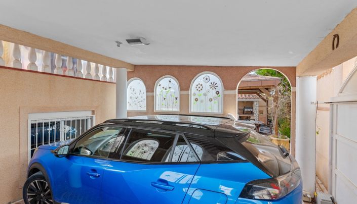 Image No.42-4 Bed Villa for sale