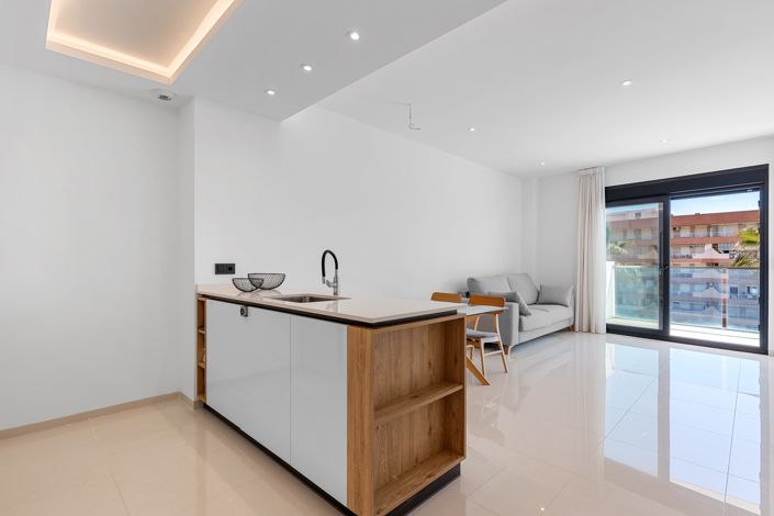 Image No.12-2 Bed Apartment for sale