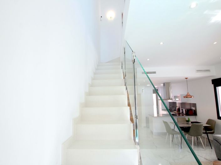 Image No.12-3 Bed Villa for sale