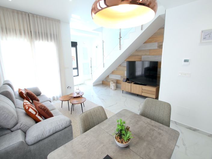 Image No.4-3 Bed Villa for sale