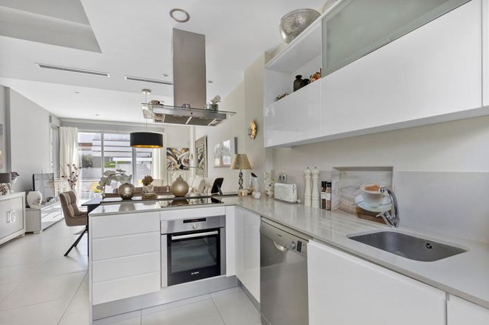 Image No.13-3 Bed Villa for sale