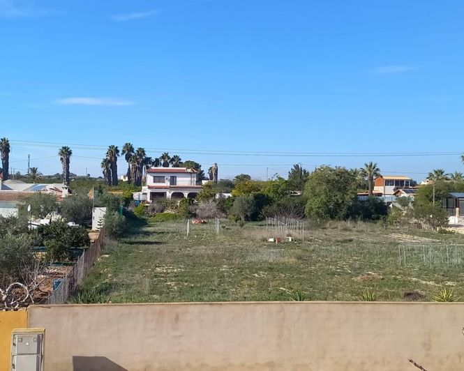 Image No.34-3 Bed Quad for sale