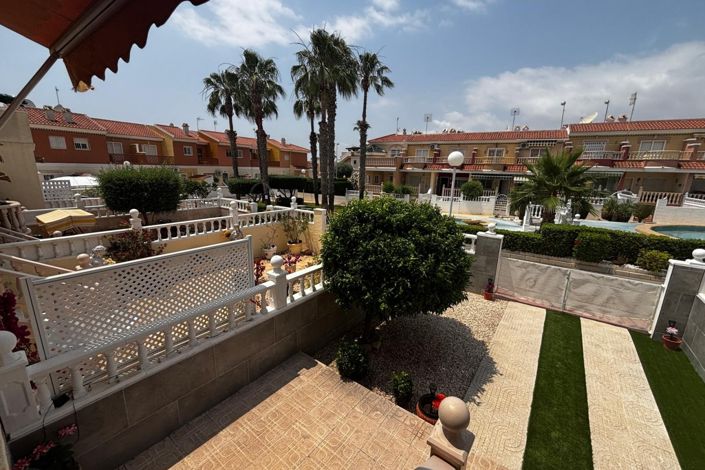 Image No.29-3 Bed Townhouse for sale