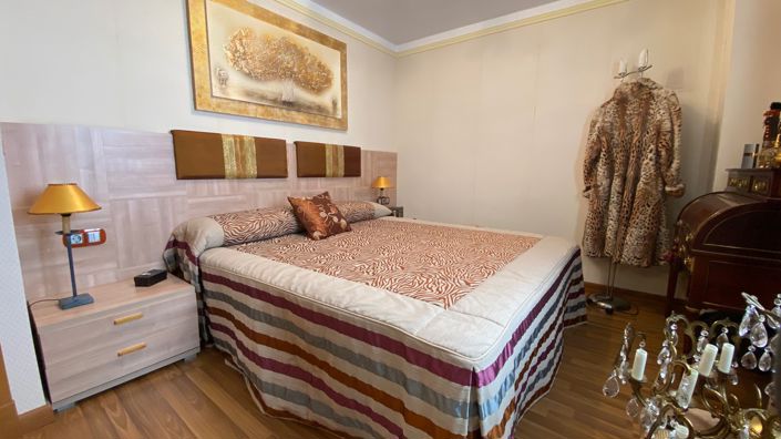 Image No.25-4 Bed Apartment for sale