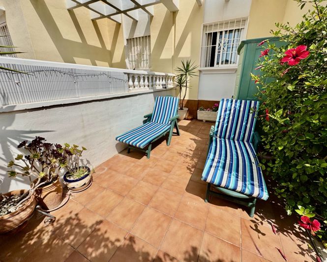 Image No.21-3 Bed Townhouse for sale