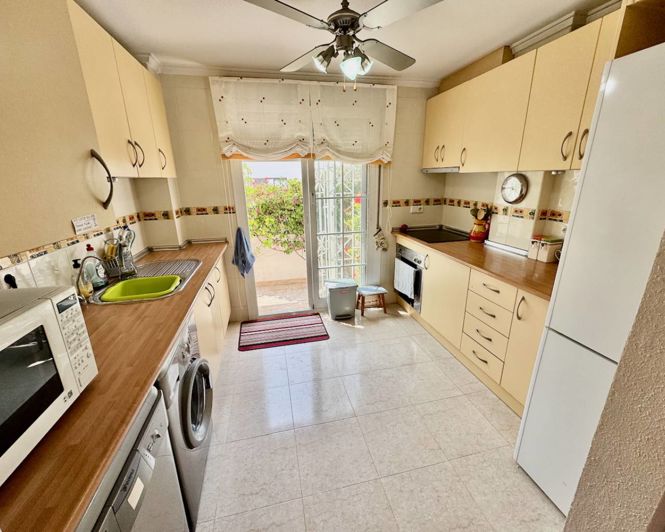 Image No.7-3 Bed Townhouse for sale