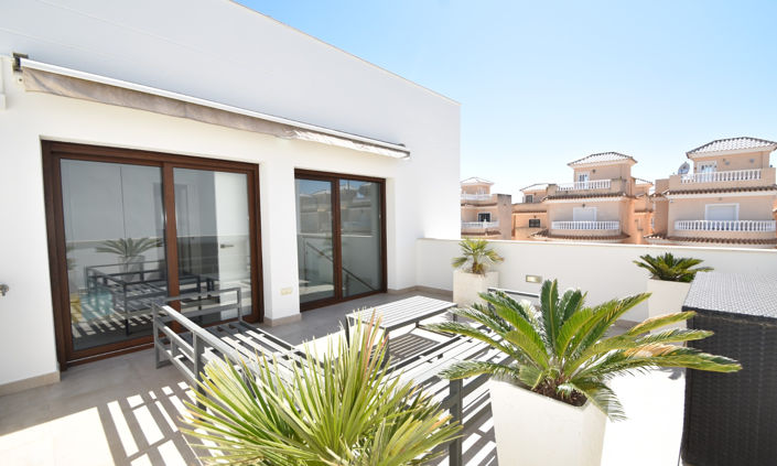 Image No.19-3 Bed Villa for sale