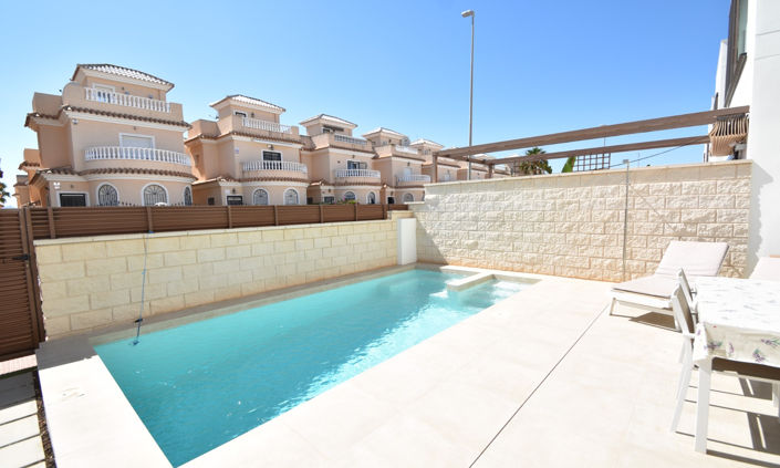 Image No.25-3 Bed Villa for sale