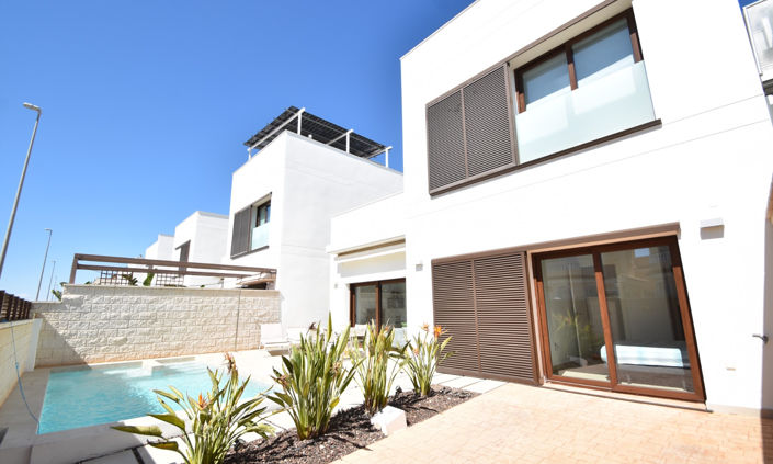 Image No.30-3 Bed Villa for sale