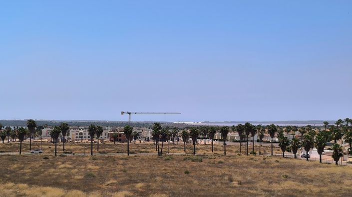 Image No.25-3 Bed Townhouse for sale