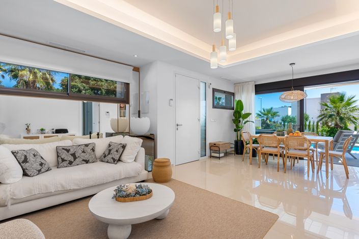 Image No.5-3 Bed Villa for sale