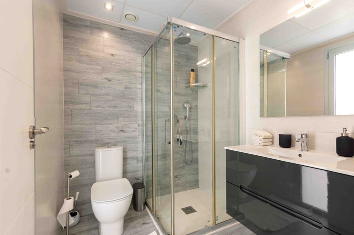 Image No.21-3 Bed Villa for sale