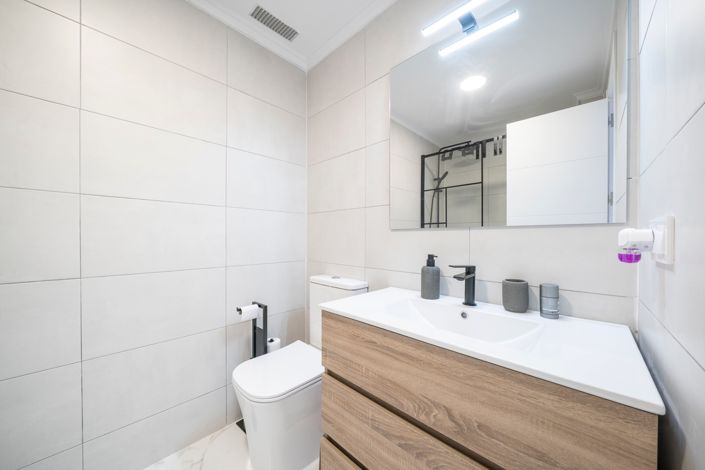 Image No.18-2 Bed Apartment for sale