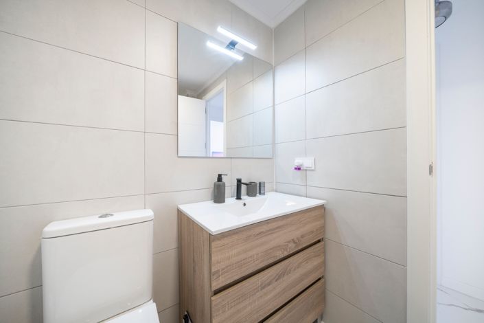 Image No.19-2 Bed Apartment for sale