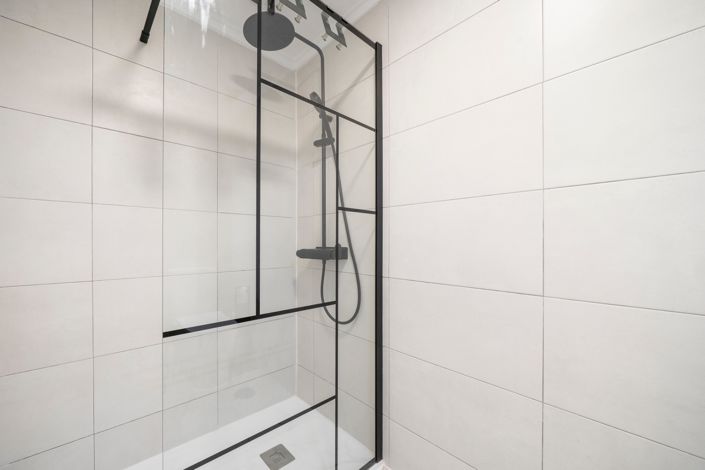 Image No.20-2 Bed Apartment for sale