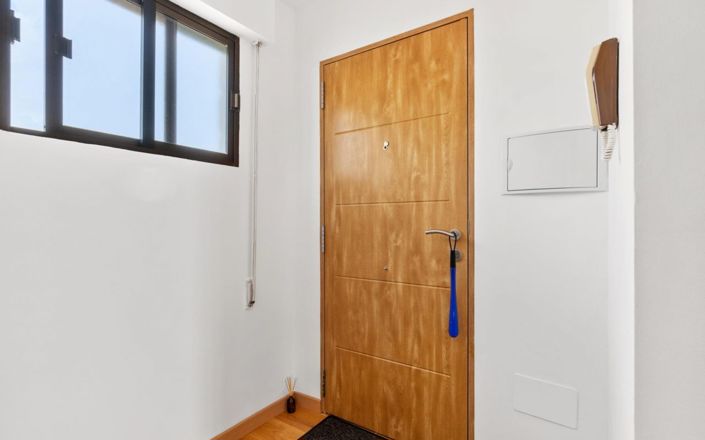 Image No.20-2 Bed Apartment for sale