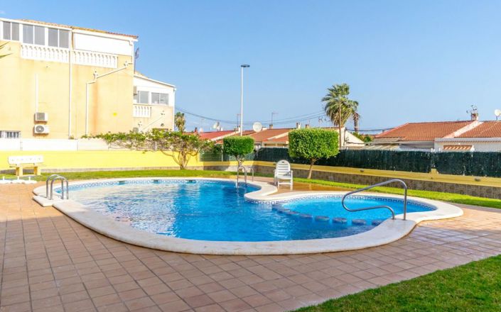 Image No.24-3 Bed Quad for sale