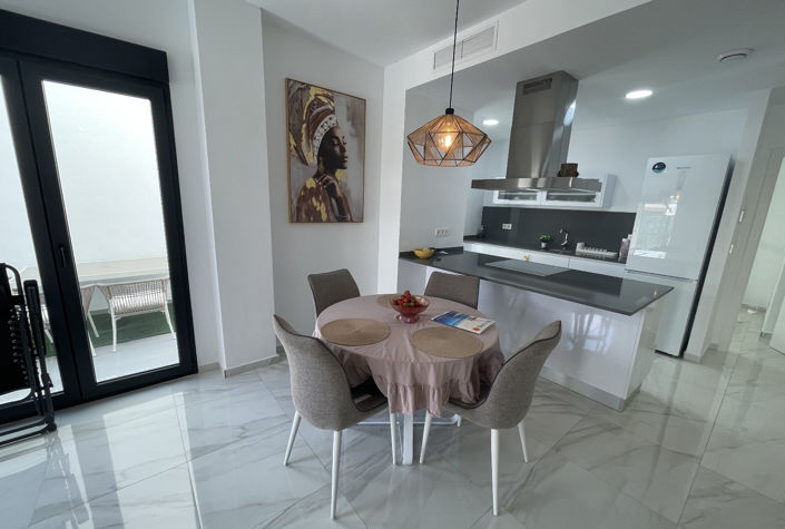 Image No.10-3 Bed Villa for sale